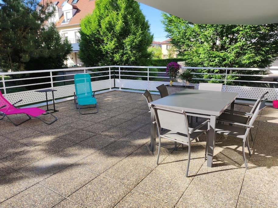 Comme Chez Vous Apartment Страсбург Екстериор снимка