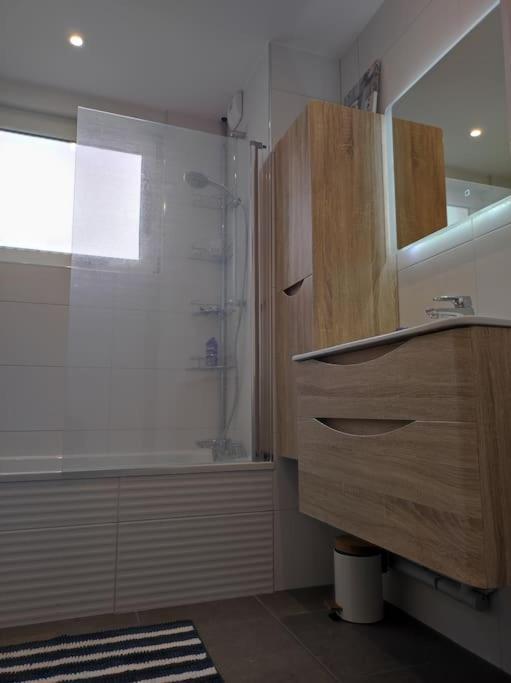 Comme Chez Vous Apartment Страсбург Екстериор снимка