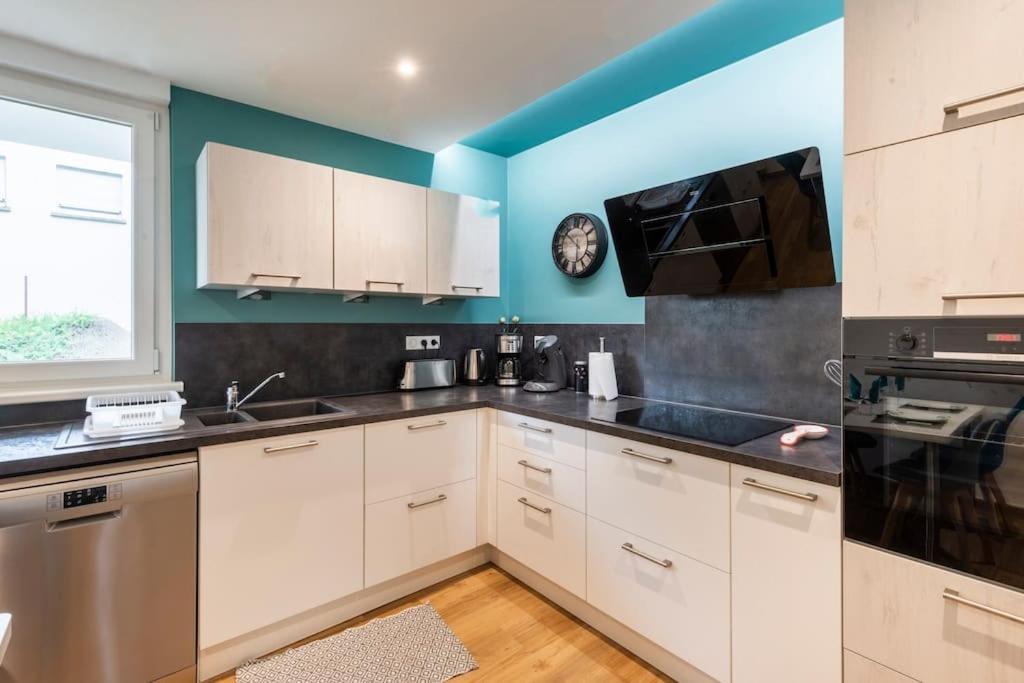 Comme Chez Vous Apartment Страсбург Екстериор снимка